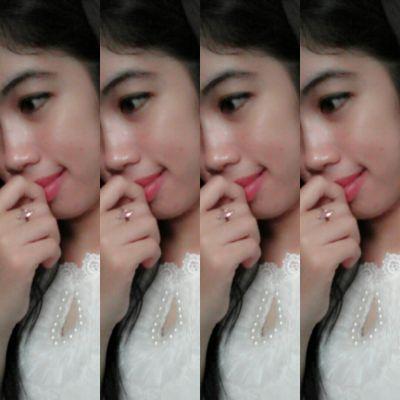 TiniMarsela's profile picture. i'm simple