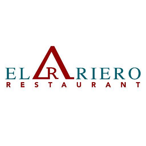 Restaurante El Arriero especializado en carnes a la parrilla, asado de cordero al palo y platos gourmet.