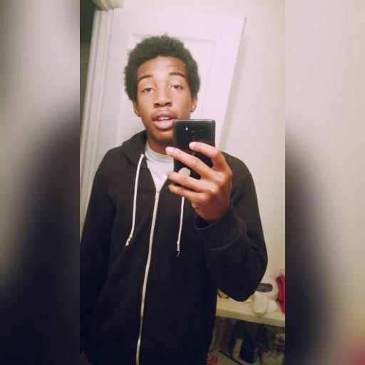 Glo Day 2/4 , single☝, kik: iam_lucciano, instagram: g.i.o.v.o.n.n.i✌