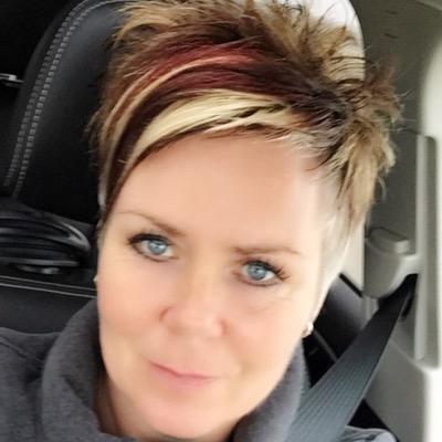 Owner operator of a purebred Simmental and black angus ranch called Come As U R. mother of 5 beautiful children ranging in age from 26 down to 10.