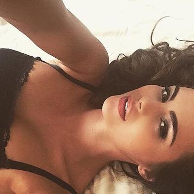 rprebecca1's profile picture. underestimate me so i can embarrass you