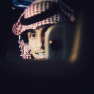 أكرم النفس بالاخلاق .. يكرمُوك الناس بالاحِترام *