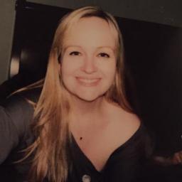 Angela_H_Wolf's profile picture. 