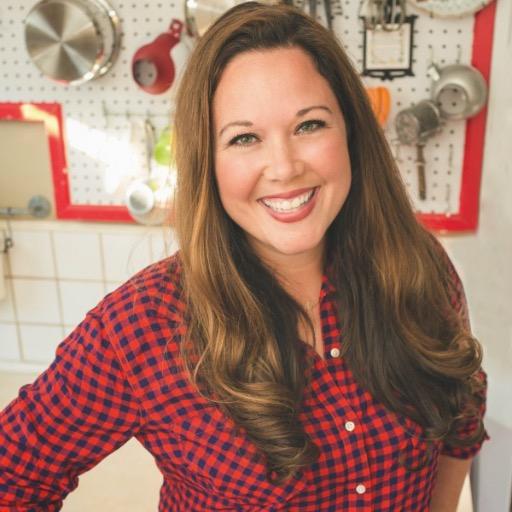 Mom, writer and TV cook
@aliceseuffert MN #Parenting and #Foodblogger ❤️TV cook on @twincities_live #twincities #comfortfood