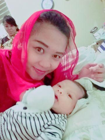 Midwife at healthy care
