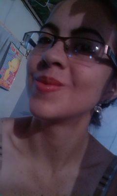 alpez1527's profile picture. Vivo la vida fina porque es una sola.