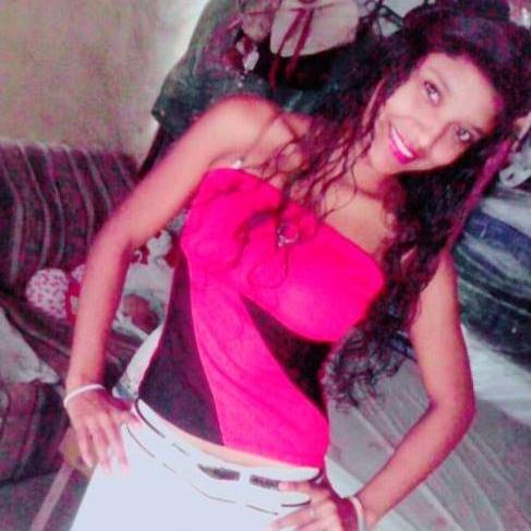 TuFlaquitaRoxy's profile picture. Si fallas no te rindas , vuelve a intentarlo ....