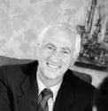 Joe Williams manages an internet resources website which provides tools and resources for marketing online.