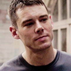 QuentinOckley's profile picture. ❛Show me the heart unfettered by foolish dreams, and I'll show you a happy man.❜ — Tennyson.