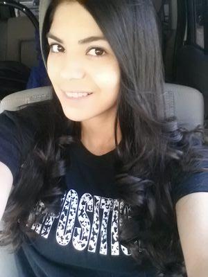 lovely_jenn's profile picture. mother.lover.loyal.believer. instagram @jenn_naaye