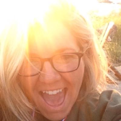 degrawan's profile picture. Lover of the mitten state, sunshine, and window shopping.