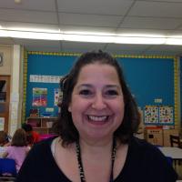 Lisa Davis(@MrsDavisFRSD) 's Twitter Profile Photo