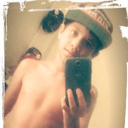 bueno mi canal se llama como mi nombre de twitter