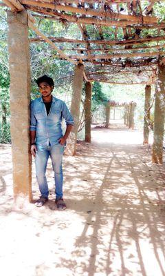 yogi_kevin15's profile picture. 