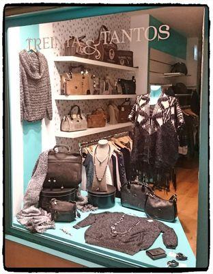 30_y_tantos's profile picture. Tienda de moda y complementos de mujer.