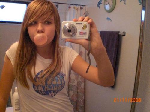 i_love_music's profile picture. 