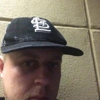 betterthandurrr's profile picture. Yes, it is spelled M-I-C-H-E-A-L. But thanks for noticing!