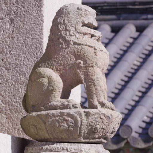 lost_stone_lion's profile picture. Anyone who has seen or heard about these stone lions, please contact us. http://t.co/a48DHLYlZE