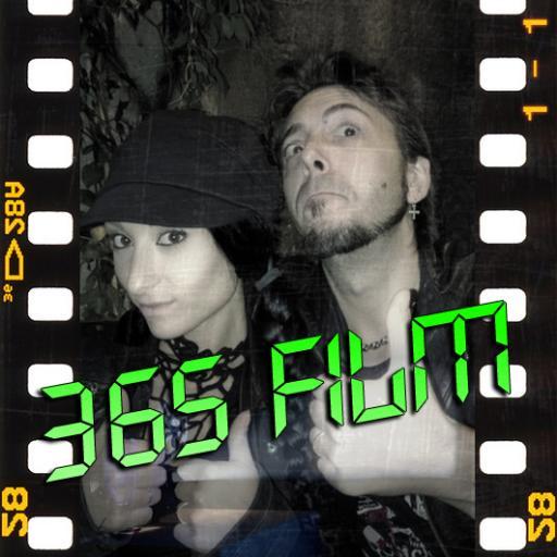 Alex e Gloria vi accompagneranno per un anno nelle visioni più strane! La loro missione è RECENSIRE un FILM al giorno per 365 GIORNI!