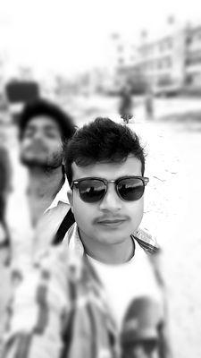 OfficialNischal's profile picture. life long liverpool fc fan