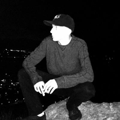 Call of duty enthusiast | OpTic Gaming supporter | VaPoR Gaming Captain |