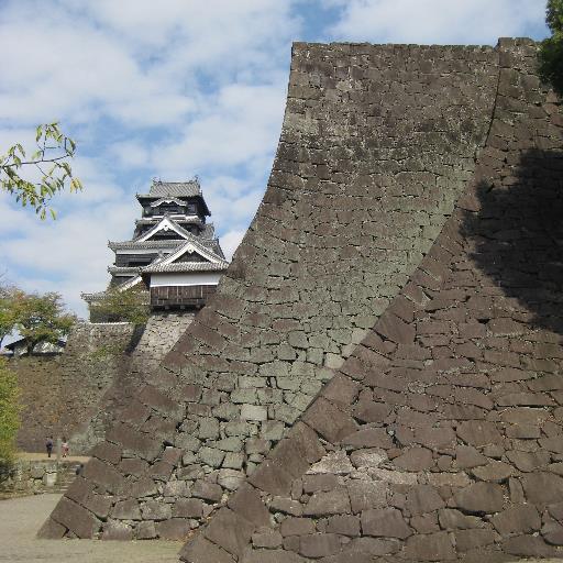 関東を中心に古城(山城メイン)を巡ってます。ツガイで行動することが多いです。 登城達成のおり本郭で勝鬨をあげてますので、古城で見かけたら(勝鬨が聞こえたら)、声を掛けてください! 登城数:延べ3,096城(2025/4現在、数え始めて)