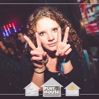 Smelly Fume(@Elly_Hume) 's Twitter Profile Photo