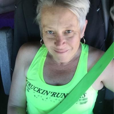 CarrieGoneKeto's profile picture. 