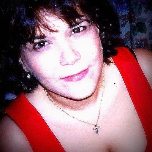 Wife, mother, advocate, politics junkie, student of all things & a bit of a nerd & happy, by all means happy!! :D