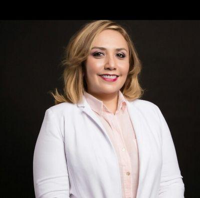 Investigadora, amable, divertida y amante de la buena comida.