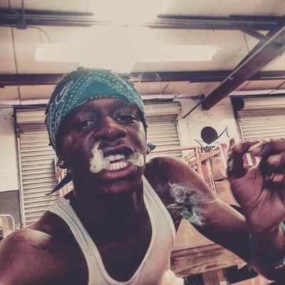 Hit that follow button,I'll follow 6acc. ig:92cloudshigh. 20gang, C life or no life, 20s ✌,