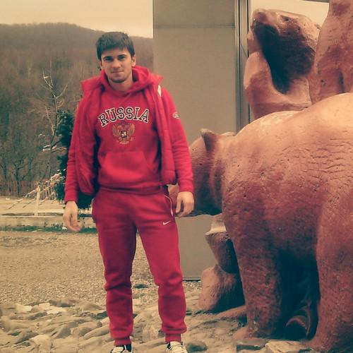 savanabee's profile picture. Подключили спутниковое телевидение, теперь в десять раз больше смотреть нечего.