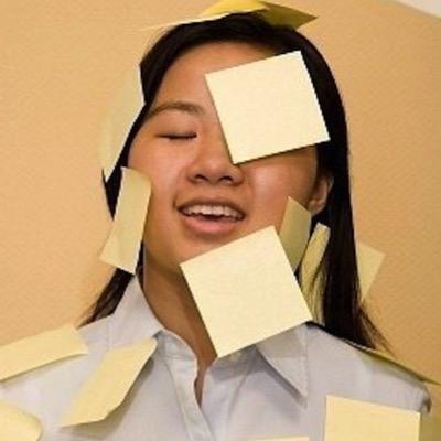 lost my generically branded sticky notes. now using twitter instead to organise my life