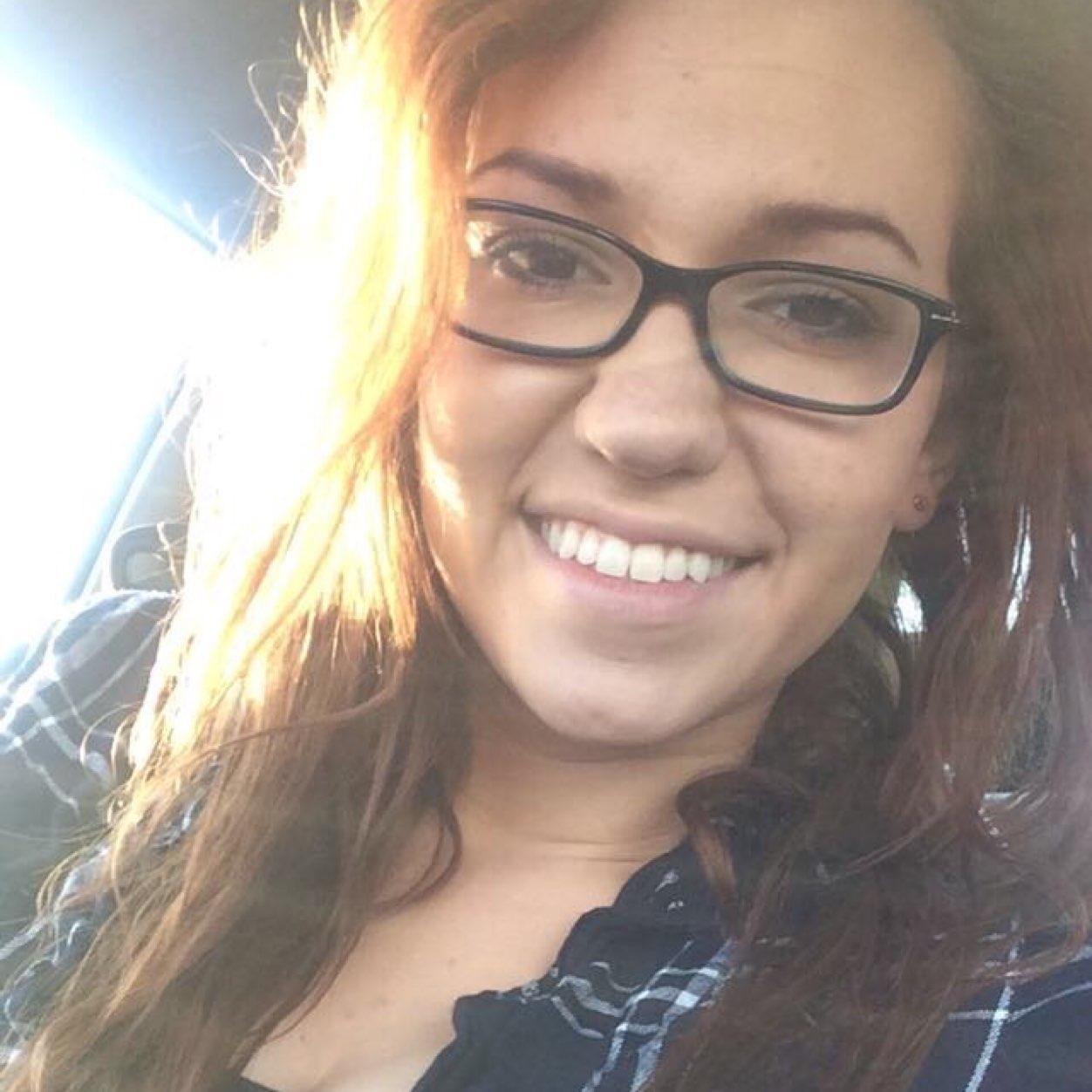 ShelbesInAPond's profile picture. ☀️just another day in paradise☀️