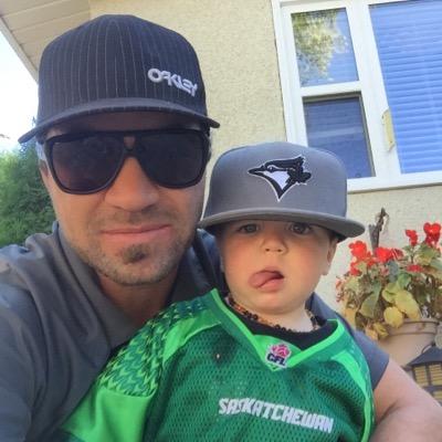 barrett__james's profile picture. Father to Von and Rory