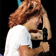HIII READ THE LINK IN MY BIO FOR EASY QUICK MONEY 100% REAL S2G earn money for 1d and 5sos tickets n apps CLICK LINK IN BIO