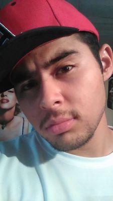 adorando01's profile picture. 