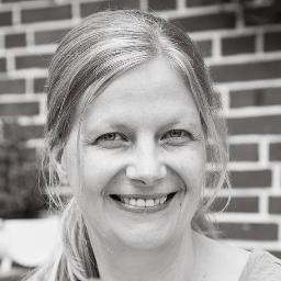 Creative Design& Marketing Manager @converve , Provider of networking software for events, Blogger bei @houseno43, https://t.co/KvqNyDyp4P living, deco, diy