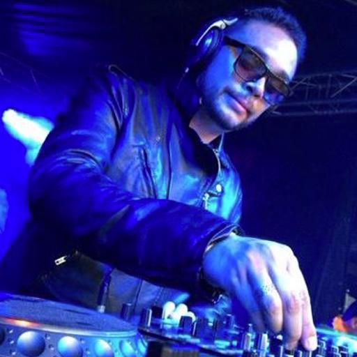 JohnnyRockwelll's profile picture. International House Music Artist 
Keeping it real!