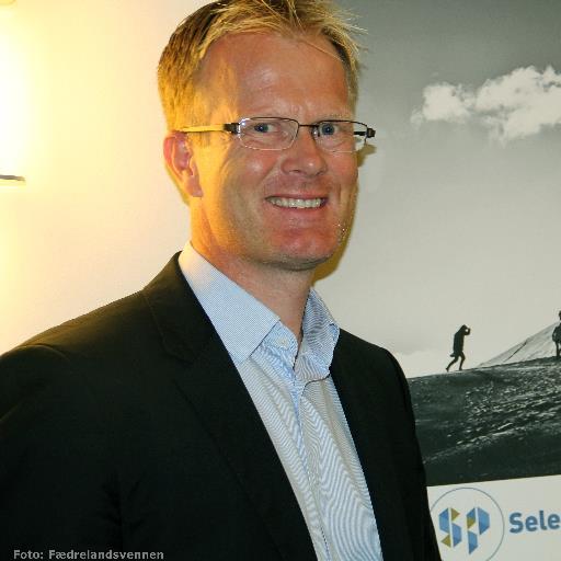 falien's profile picture. Partner & Headhunter