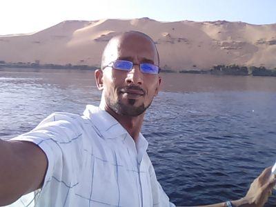 احبك عندما تكونين غضبانة 
لان بعد غضبتك 
تكوني اروع النساء