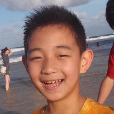 RoiBowbow's profile picture. 2001👊