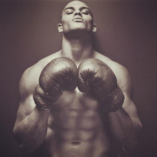 model. boxer. world traveler & newest judge on @CW_ANTM  FB RJ Evans .. Instagram RobJamesEvans