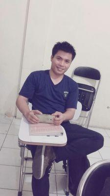 lestar_ndruru's profile picture. 