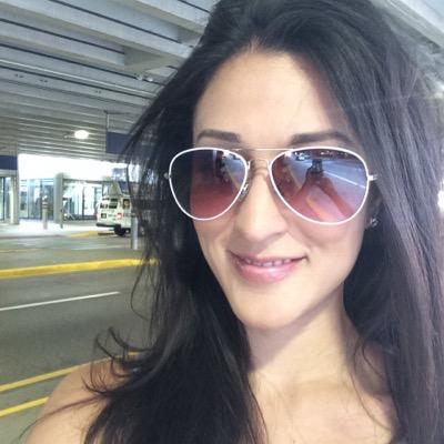 Sr. Director of Marketing for Regenerative Medicine Solutions, representing the Lung Institute HQ'd in Tampa, FL. Proud wife and mother, music and animal lover!