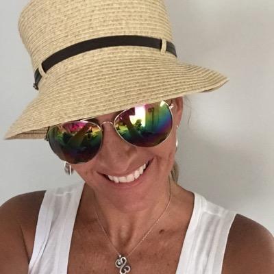 ReneiDarby's profile picture. 