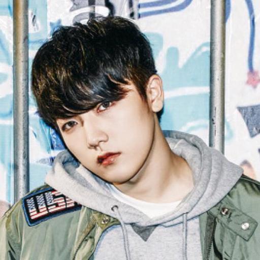 Rapper & Maknae of ToppDogg (탑독) / Seo Sangwon (서상원) / YANO / Snoopy Swaggy / 1995.9.27 / ToppDogg1st(봇) · just role-player