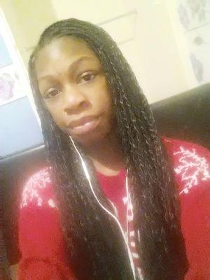 Mickynickyvicky's profile picture. 