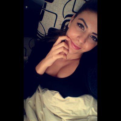 TarcaFlorentina's profile picture. 19.♋