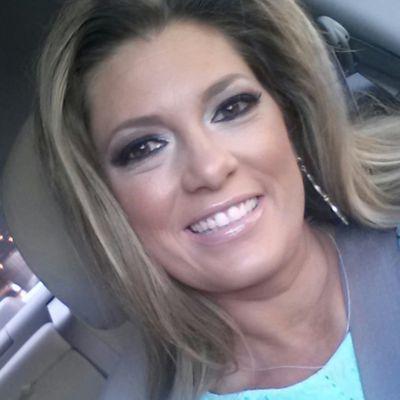 pinkjennreisner's profile picture. 